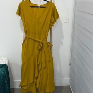 A new day midi mustard dress like new size Large